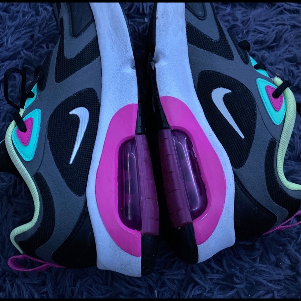 Air Max 200 Thunder Grey Aurora Size 4